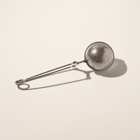 Loose leaf tea strainer